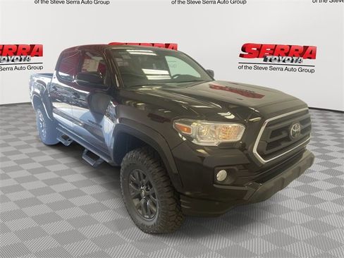 Used 2023 Toyota Tacoma SR5 w/ Technology Package image 1