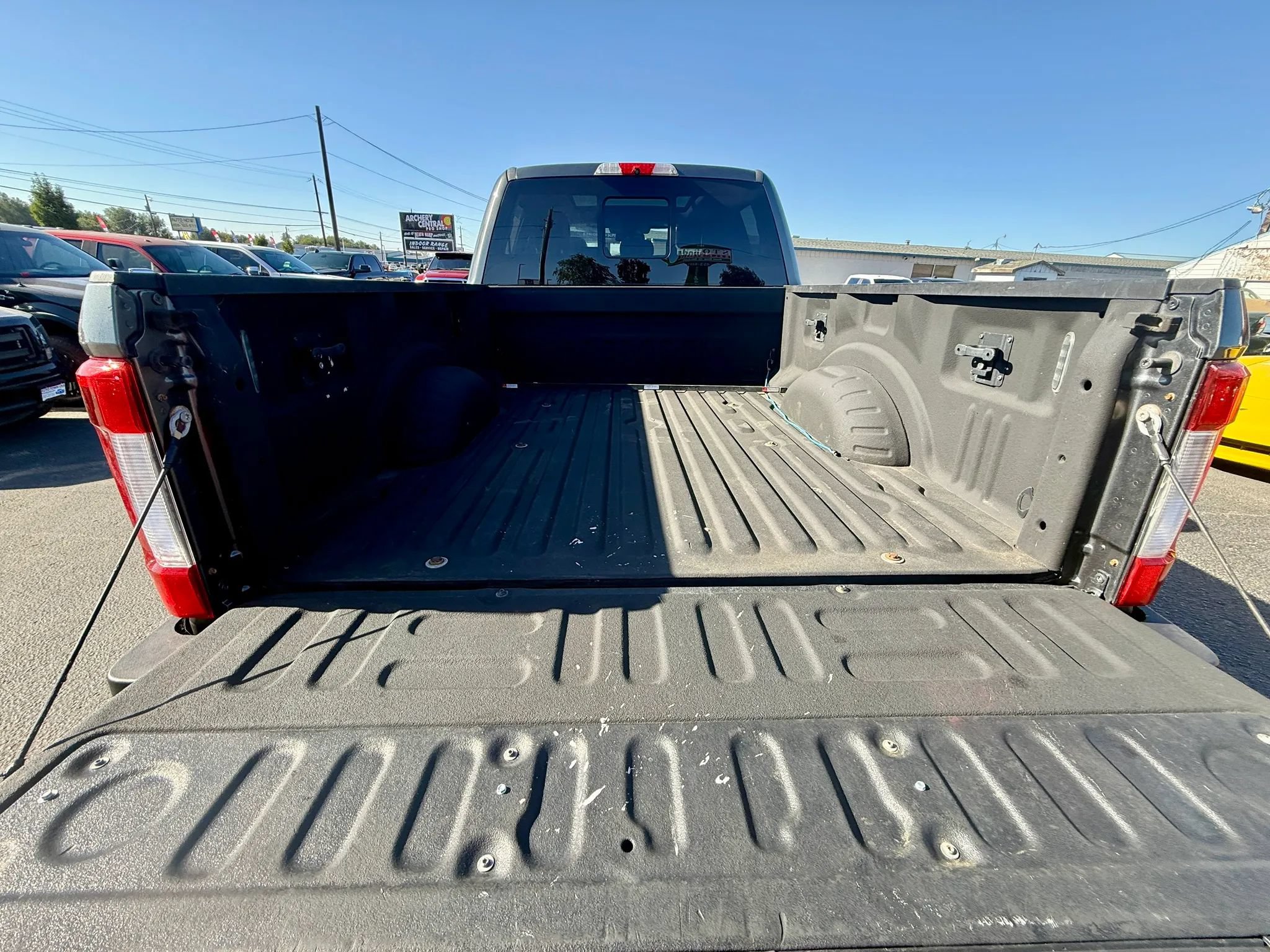 Used 2017 Ford F250 Lariat AWD/4WD image 14
