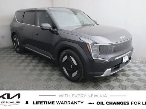 New 2026 Kia EV9 Light RWD image 3