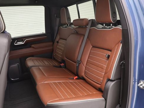 Used 2024 GMC Sierra 2500 Denali Ultimate image 22