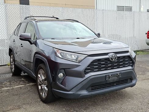 Used 2019 Toyota RAV4 XLE Premium w/ Cold Weather Package AWD/4WD image 2