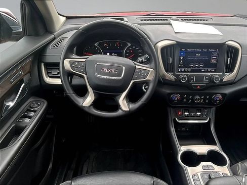Used 2019 GMC Terrain Denali w/ Advanced Safety Package AWD/4WD image 10