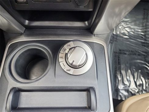 Used 2015 Toyota 4Runner Limited image 25