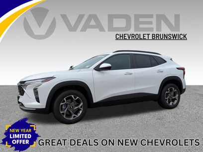 New 2025 Chevrolet Trax LT w/ Driver Confidence Package