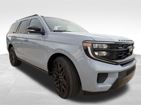 New 2027 Ford Expedition Platinum w/ Stealth Performance Package AWD/4WD image 13