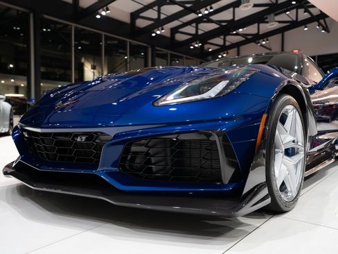 Used 2019 Chevrolet Corvette ZR1 RWD image 39