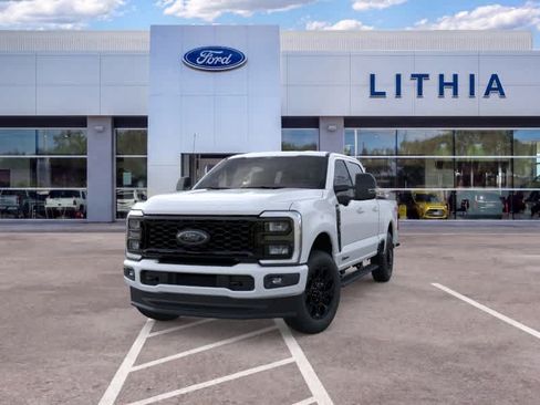 Used 2026 Ford F250 XLT w/ XLT Premium Package AWD/4WD image 2