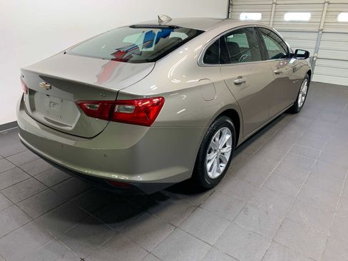 Used 2024 Chevrolet Malibu LT image 3