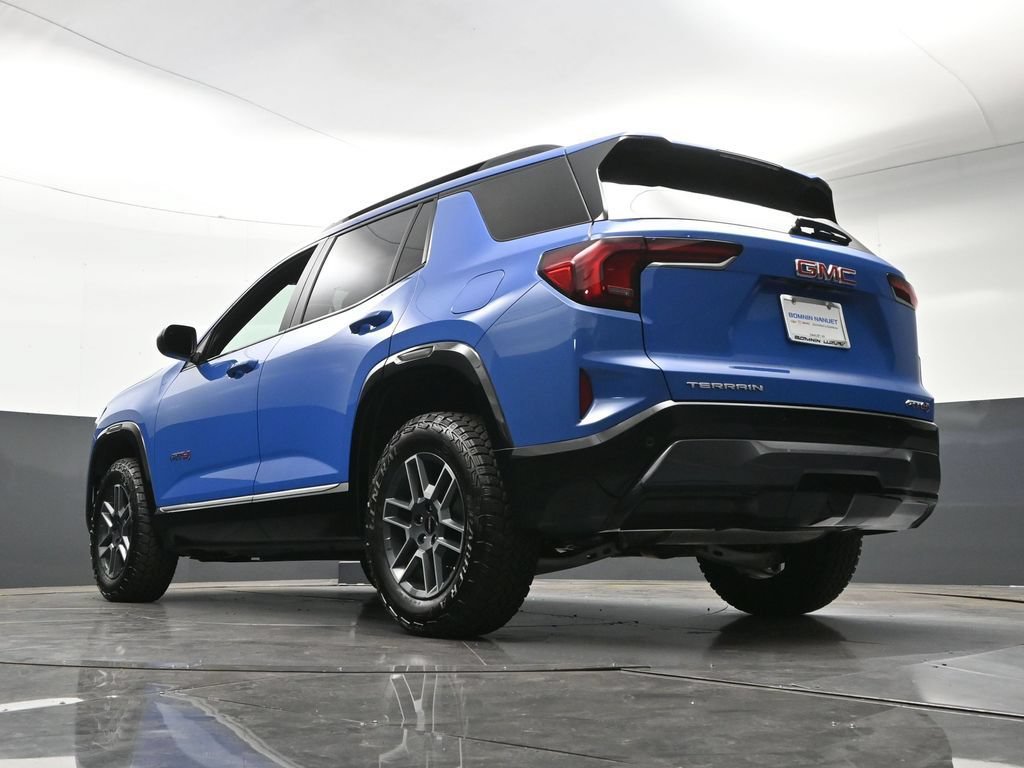 Used 2026 GMC Terrain AT4 AWD/4WD image 26
