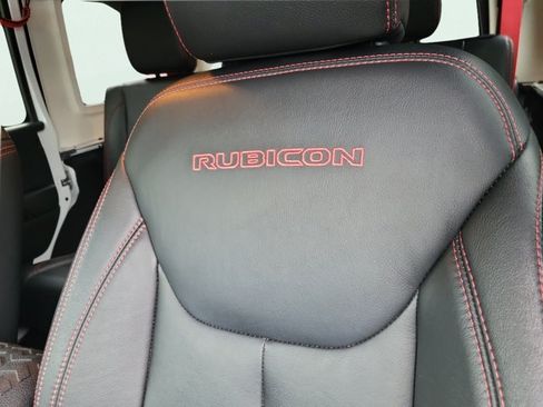 Certified 2018 Jeep Wrangler Unlimited Rubicon AWD/4WD image 22