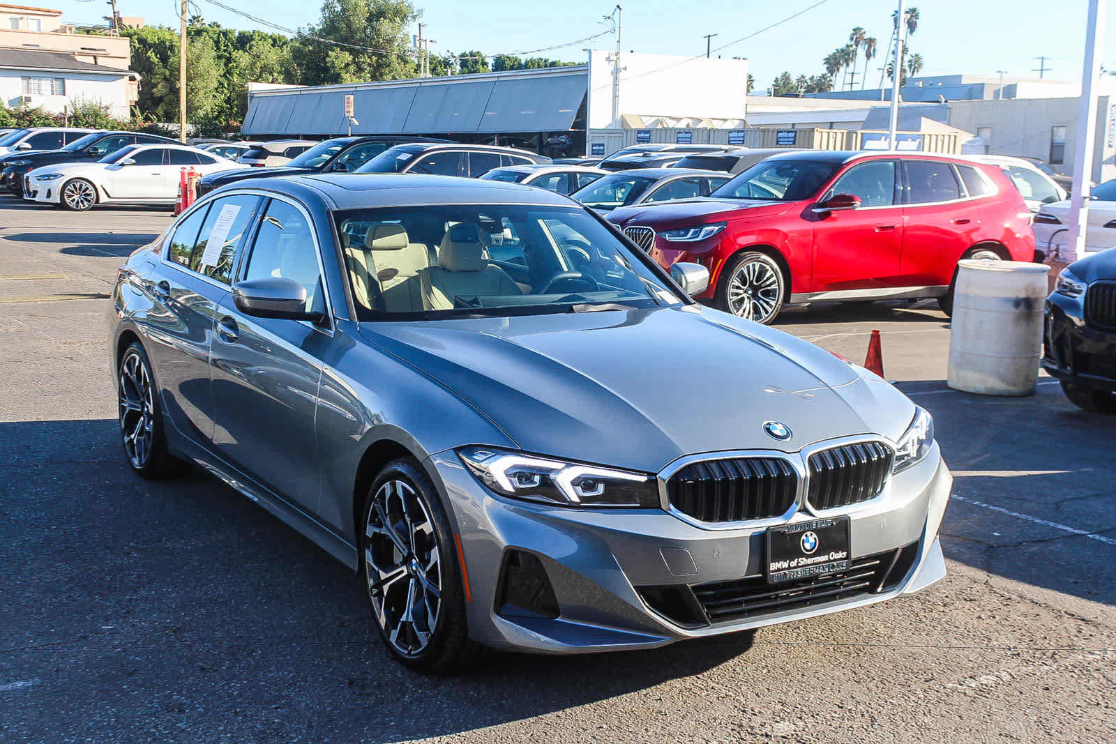 Used 2026 BMW 330i Sedan w/ Premium Package RWD image 4