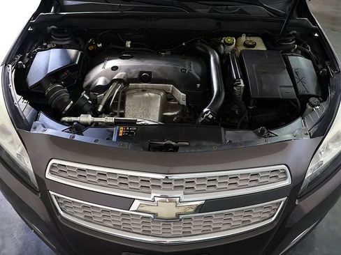 Used 2013 Chevrolet Malibu LTZ FWD image 34
