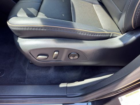Used 2026 Chevrolet Traverse High Country w/ LPO, Floor Liner Package AWD/4WD image 16