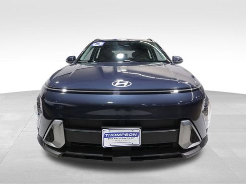 Used 2025 Hyundai Kona SEL image 6