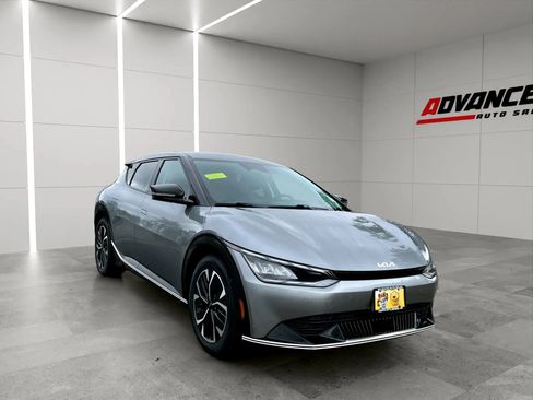 Used 2023 Kia EV6 Wind AWD/4WD image 2