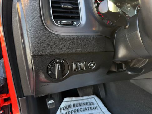 Used 2023 Dodge Charger SXT image 36