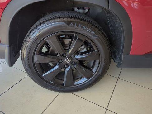 Used 2025 Honda Pilot Black Edition image 52