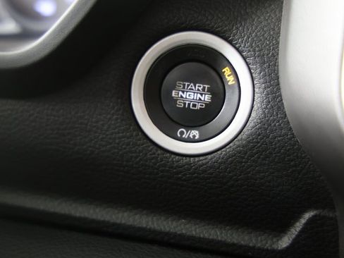 Used 2021 RAM 1500 Big Horn image 27