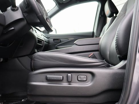 Certified 2024 Honda Ridgeline TrailSport image 33