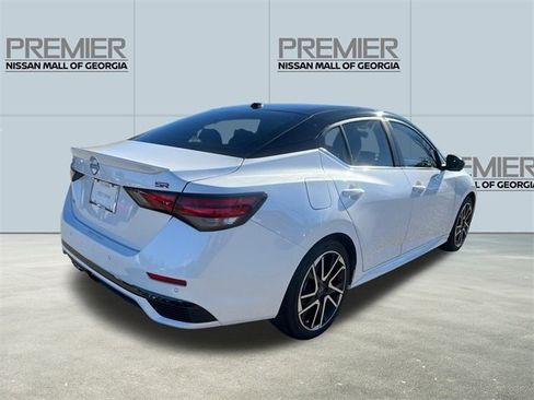 New 2025 Nissan Sentra SR w/ SR Premium Package image 5