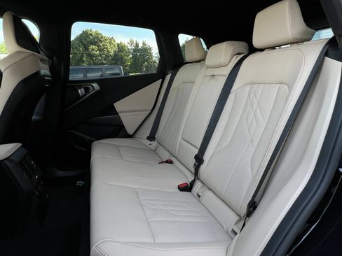 Used 2026 BMW X3 xDrive30i w/ Convenience Package AWD/4WD image 10