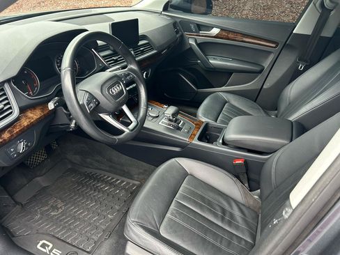 Used 2018 Audi Q5 2.0T Premium Plus w/ Premium Plus Package AWD/4WD image 12