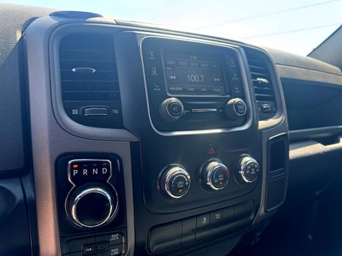 Used 2014 RAM 1500 Express image 30