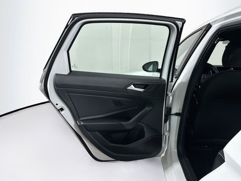 Used 2025 Volkswagen Jetta Sport FWD image 25