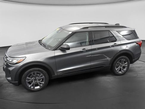 New 2026 Ford Explorer Active w/ Active Comfort Package AWD/4WD image 38