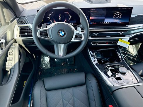 New 2026 BMW X5 sDrive40i w/ M Sport Package RWD image 18