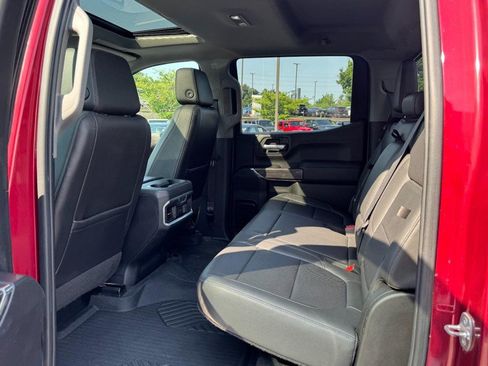 Used 2020 Chevrolet Silverado 1500 LTZ w/ LTZ Premium Package AWD/4WD image 10