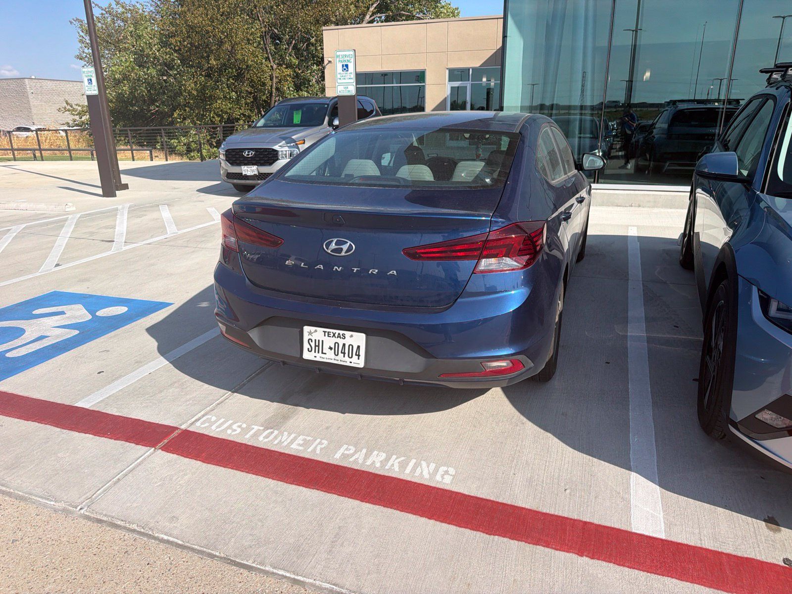 Used 2020 Hyundai Elantra SE w/ Cargo Package (C1) FWD image 6