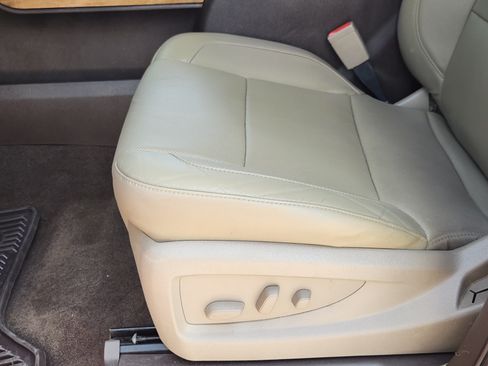 Used 2014 Chevrolet Silverado 1500 LTZ w/ Texas Edition, 1LZ Trim RWD image 23
