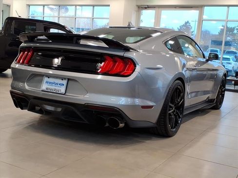Used 2022 Ford Mustang Shelby GT500 w/ Technology Package image 7
