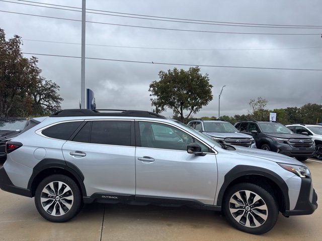 Certified 2024 Subaru Outback Limited AWD/4WD image 2