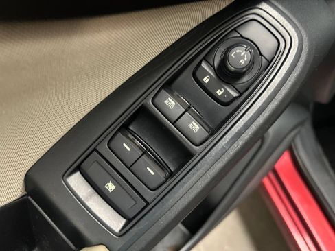 Used 2023 Subaru Impreza 2.0i AWD/4WD image 13