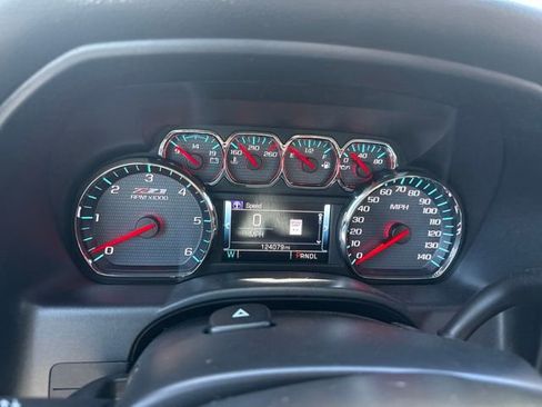 Used 2018 Chevrolet Silverado 1500 LT w/ All Star Edition AWD/4WD image 13