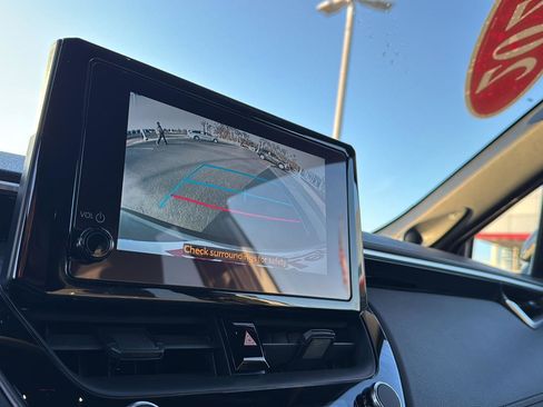 Certified 2023 Toyota Corolla Cross XSE image 23