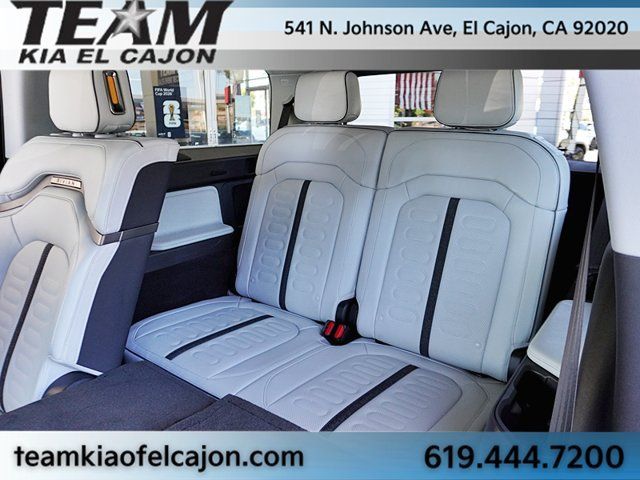 Used 2026 Rivian R1S Adventure Dual AWD/4WD image 22