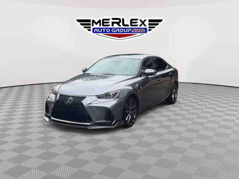 Used 2018 Lexus IS 300 F Sport w/ F Sport Package RWD image 4