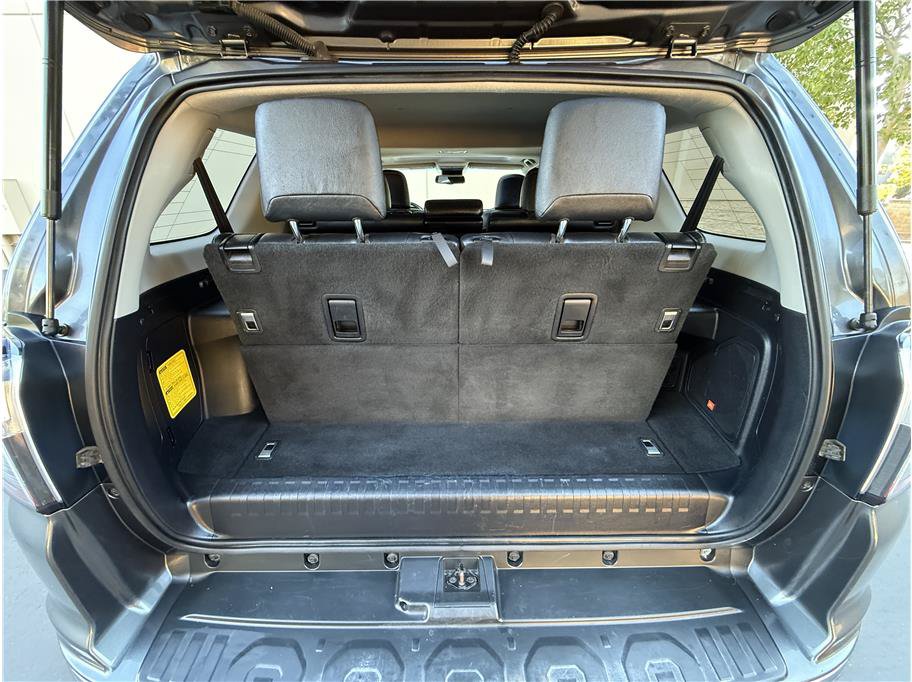 Used 2014 Toyota 4Runner Limited AWD/4WD image 25