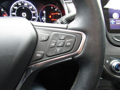 Used 2024 Chevrolet Malibu LT image 21