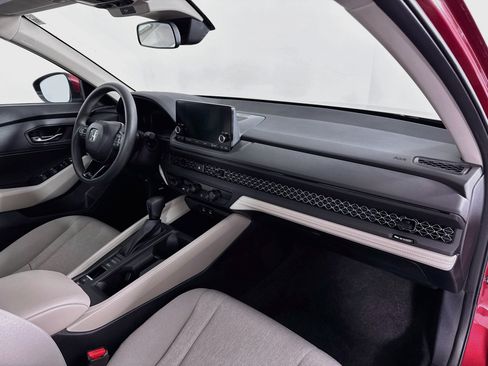 Certified 2023 Honda Accord LX image 26
