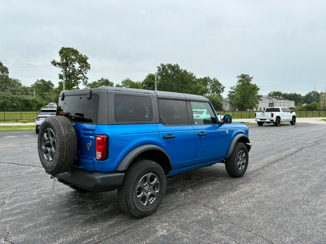 Used 2023 Ford Bronco Black Diamond AWD/4WD image 5