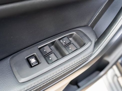 Used 2021 Ford Ranger Lariat w/ Technology Package image 16