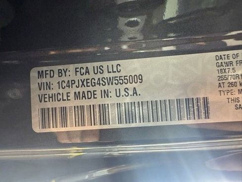 New 2025 Jeep Wrangler Sahara w/ Technology Group image 29