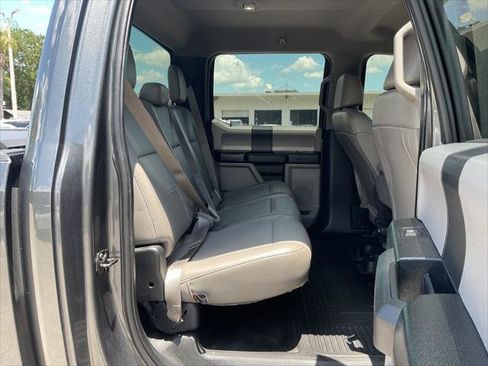 Used 2019 Ford F250 XL w/ Power Equipment Group RWD image 14