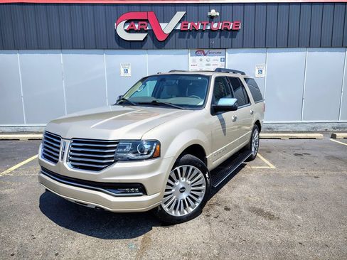 Used 2017 Lincoln Navigator Select AWD/4WD image 1