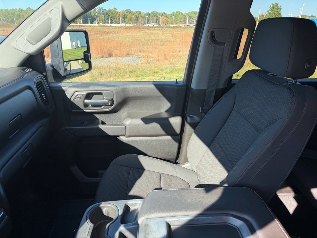 Used 2021 Chevrolet Silverado 2500 Custom w/ Custom Value Package AWD/4WD image 16