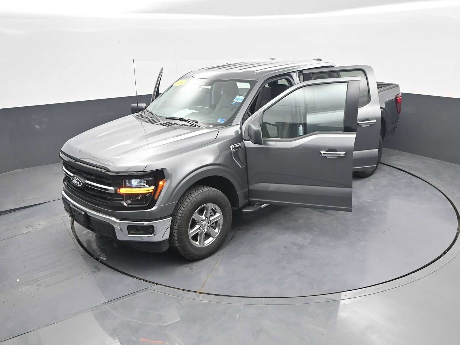 Used 2025 Ford F150 XLT w/ Equipment Group 301A Standard AWD/4WD image 45